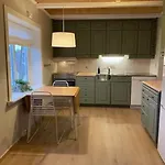 Close To Center *
