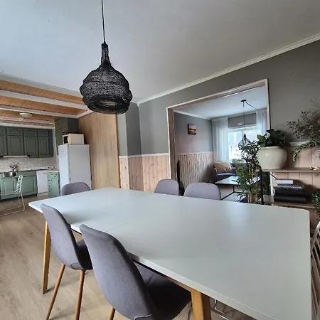Close To Center Apartament